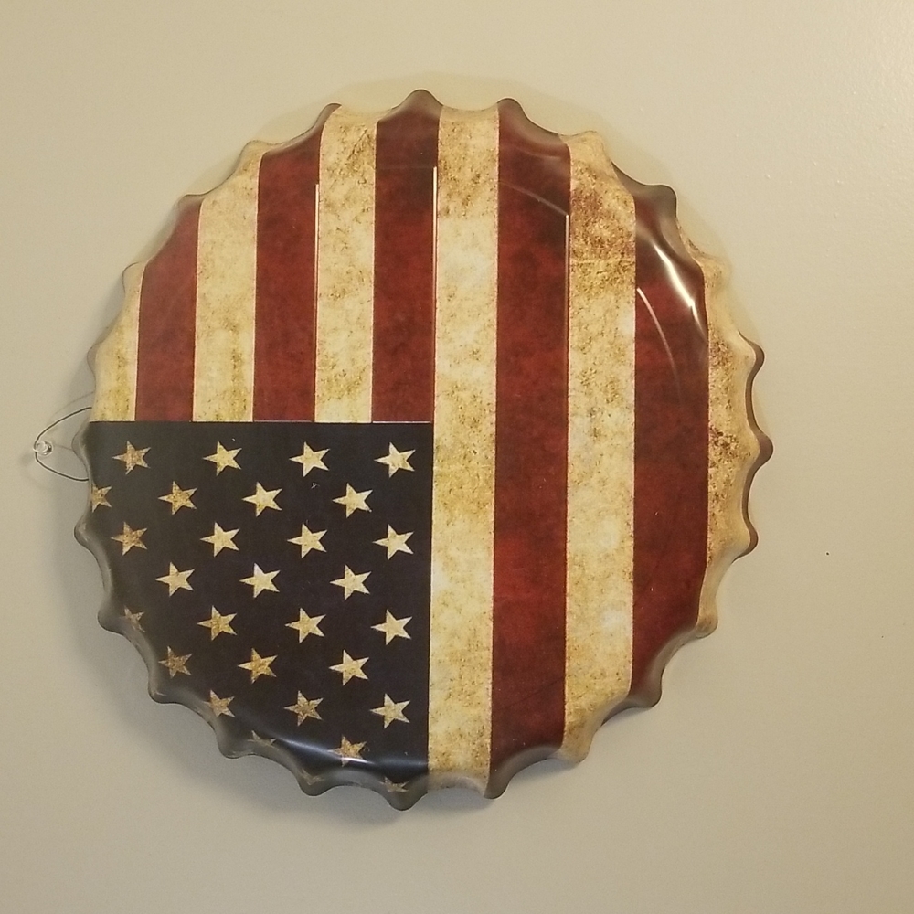 American flag tin bottle top